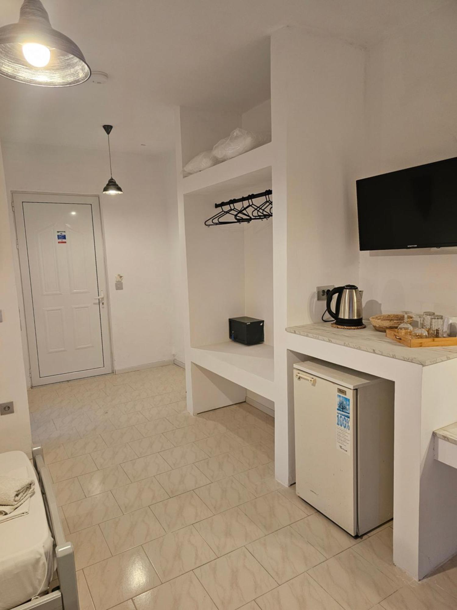 Lisabeth Apartments Faliraki Bagian luar foto